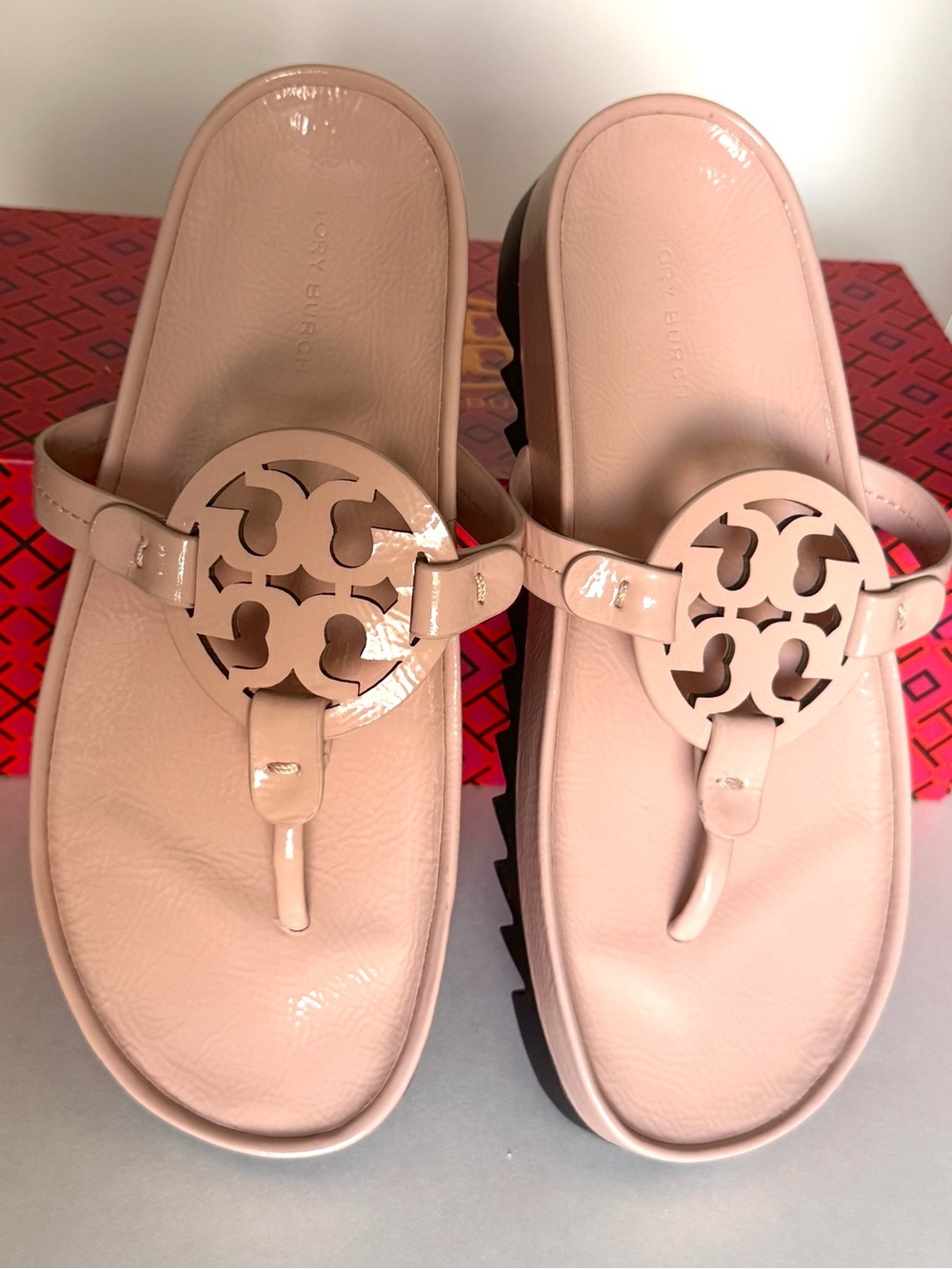 Tory Burch Miller Cloud Lug Sole Blush Nude Pink Patent Leather Sandals size 7.5 - Picture 10 of 12